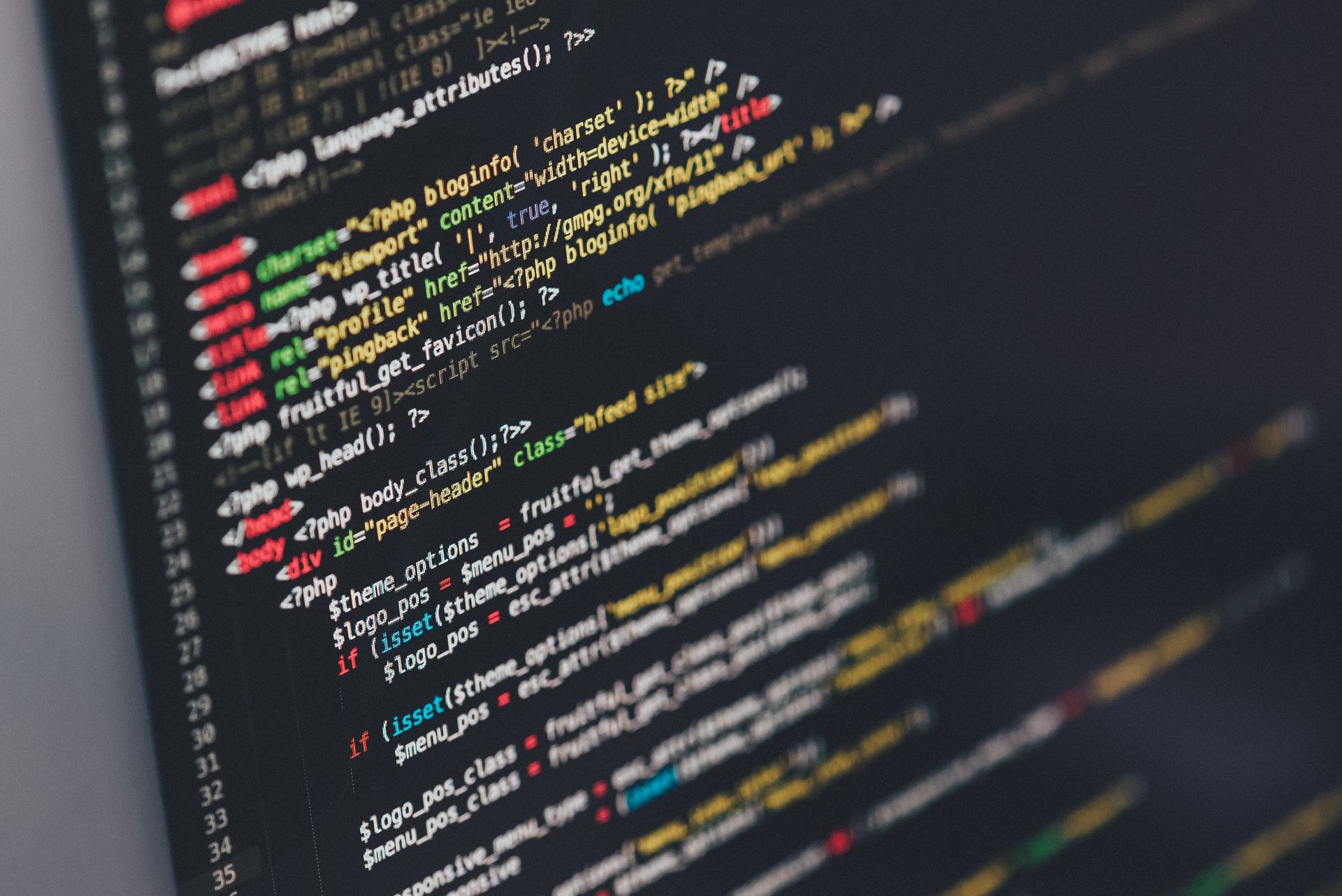 Auschnitt eines Bildschirms mit Computercode
